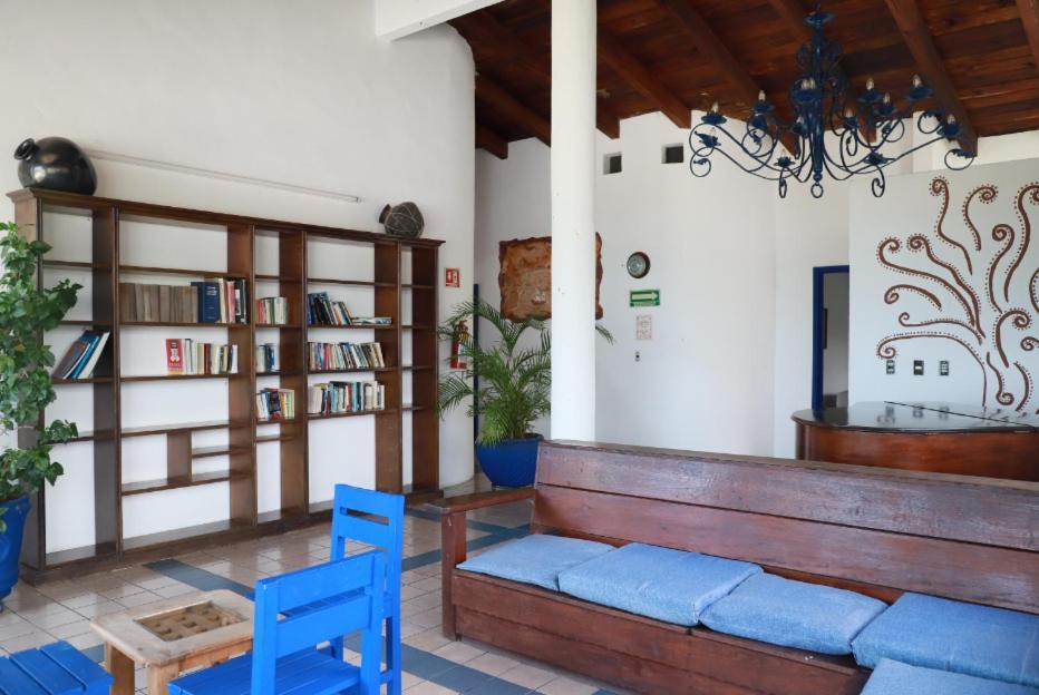 Hotel & Hostal Mayflower Puerto Escondido  Dış mekan fotoğraf