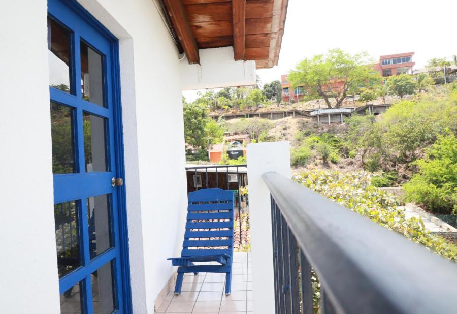 Hotel & Hostal Mayflower Puerto Escondido  Dış mekan fotoğraf